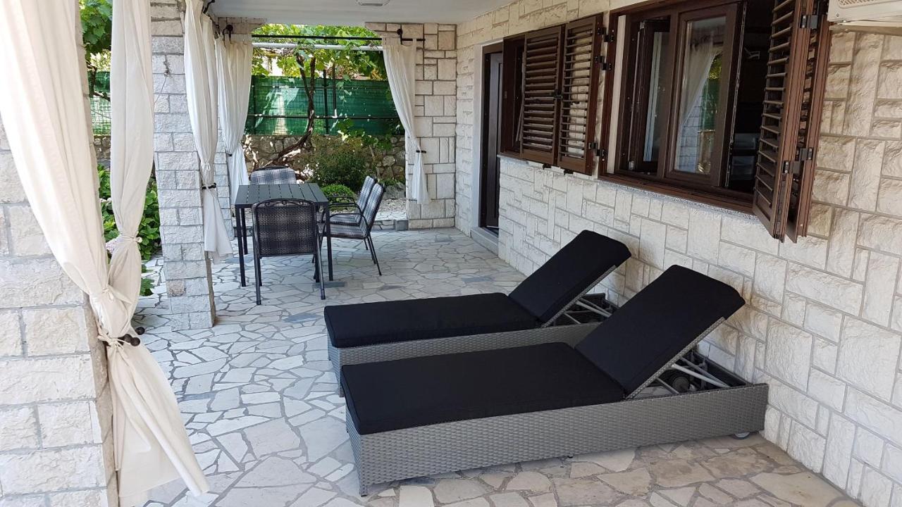 Apartments Gorana Crikvenica Exterior foto